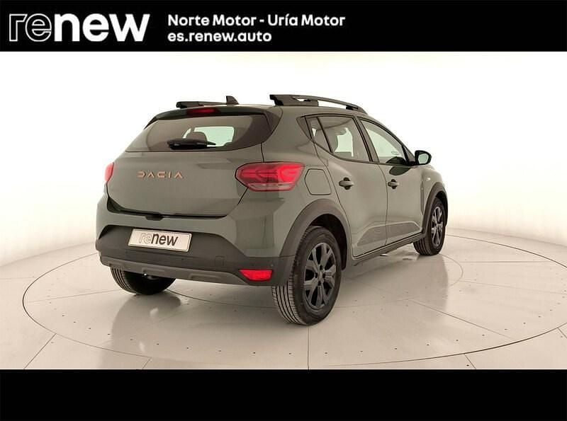 Usado Dacia Sandero Extreme 100 CV (73 kW) 2025 Verde Berlina