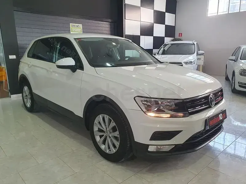 Usado VW Tiguan Advance 115 CV (84 kW) 2017 Blanco SUV