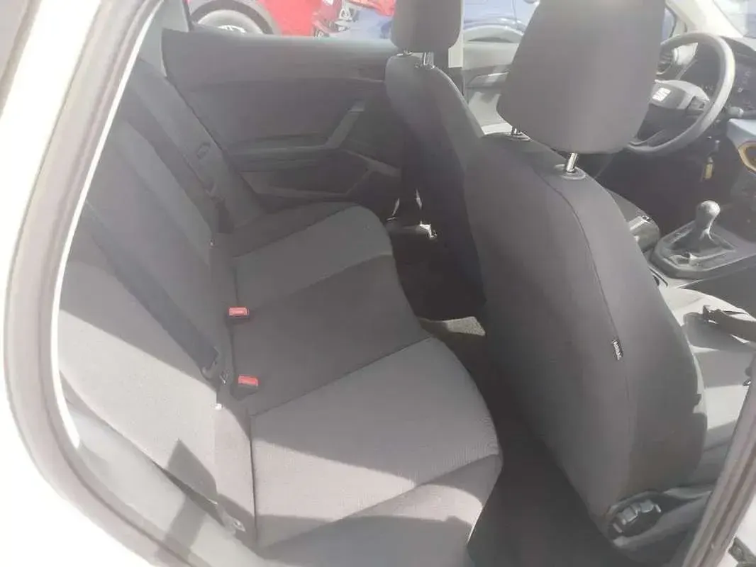 Usado Seat Ibiza Reference 80 CV (58 kW) 2023 Blanco Utilitario