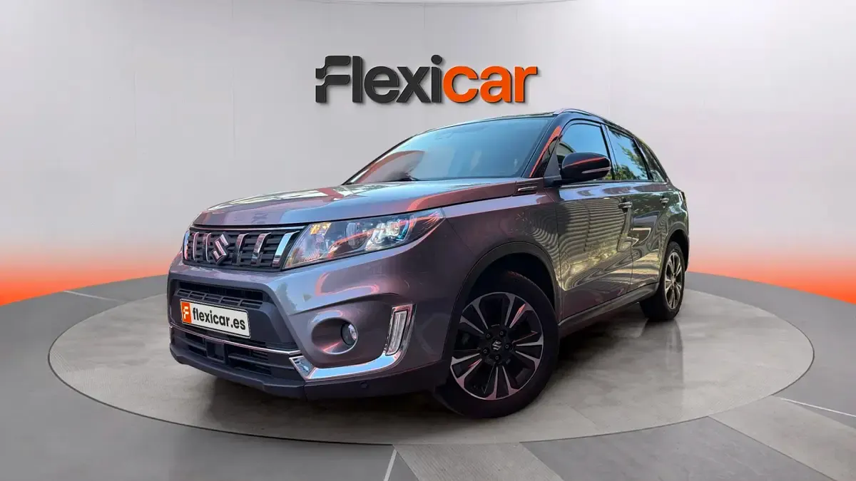 Usado Suzuki Vitara GLX 140 CV (102 kW) 2019 Gris SUV
