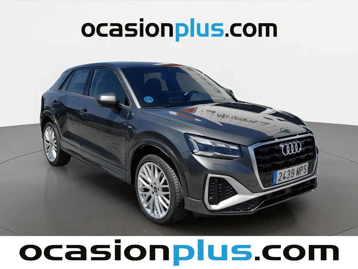 Usado Audi Q2 S-Line 150 CV (110 kW) 2024 Gris SUV