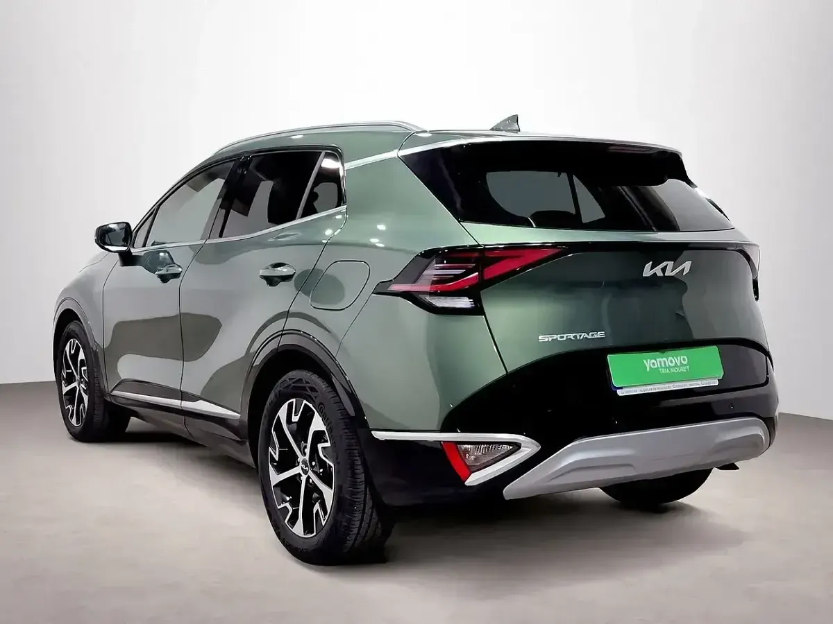 Usado Kia Sportage 150 CV (110 kW) 2024 Verde SUV
