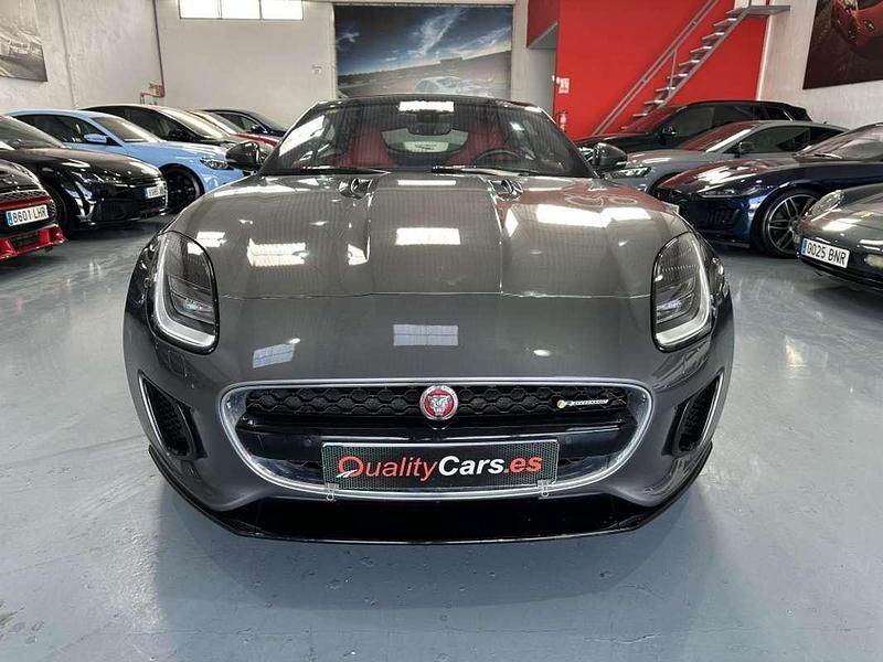 Usado Jaguar F-Type R-Dynamic 300 CV (220 kW) 2018 Gris Coupe