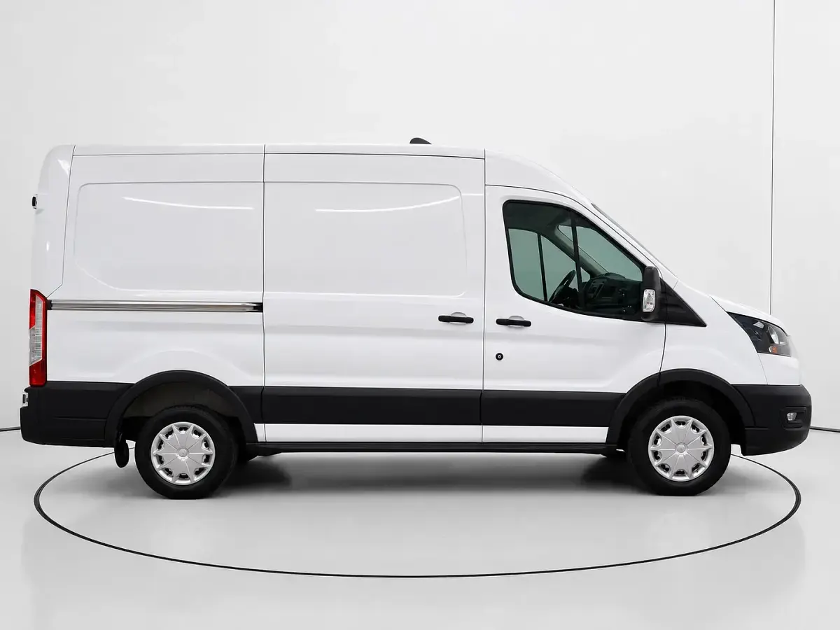 Usado Ford Transit 130 CV (95 kW) 2024 Berlina