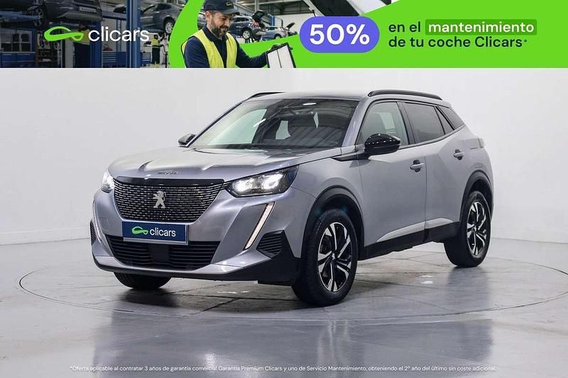 Usado Peugeot 2008 Allure 101 CV (74 kW) 2023 Gris SUV