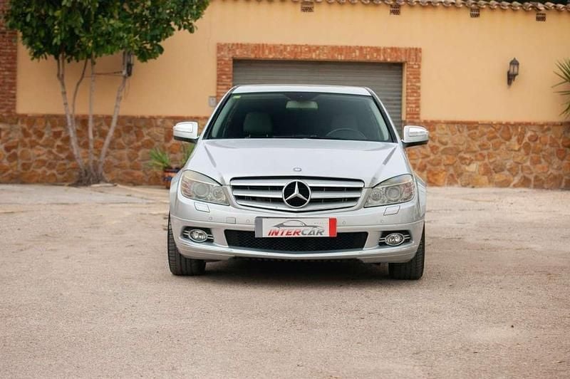 Usado Mercedes C320 Avantgarde 224 CV (164 kW) 2008 Negro Berlina