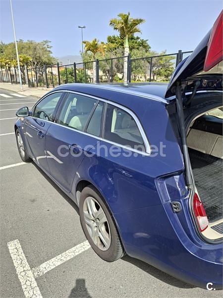 Usado Opel Insignia Selective 130 CV (95 kW) 2013 Azul Familiar