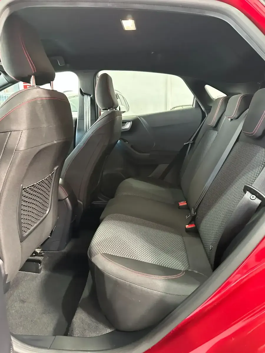 Usado Ford Puma ST-Line 120 CV (88 kW) 2020 Rojo SUV