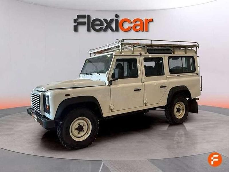Usado Land Rover Defender 122 CV (89 kW) 2016 Blanco Familiar