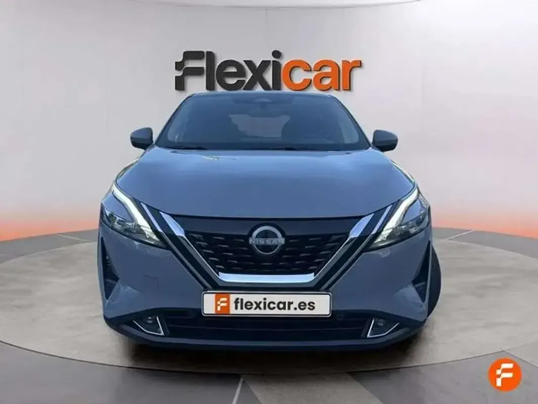 Usado Nissan Qashqai N-Connecta 190 CV (139 kW) 2023 Gris SUV