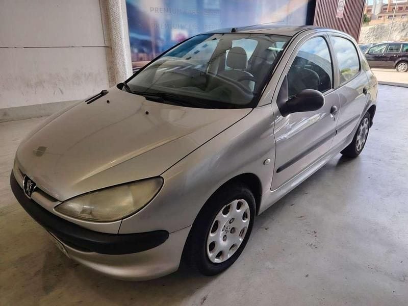 Gris Usado 2005 Peugeot 206 Utilitario | 2200 € (Buen precio) - Imagen 1/4