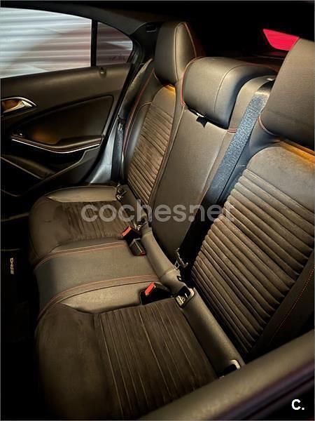 Gris / plata Usado 2016 Mercedes A200 AMG line Berlina | 15.900 € (Precio justo) - Imagen 1/4