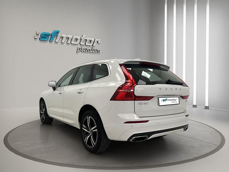 Usado Volvo XC60 R-Design 190 CV (139 kW) 2018 Blanco SUV