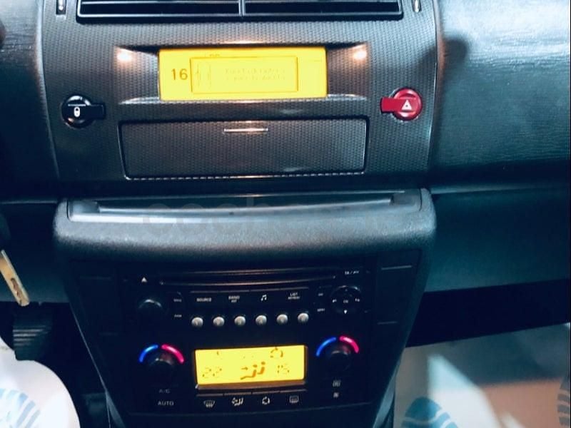 Brugt Citroën C4 Exclusive 110 HK (80 kW) 2006 Blå Sedan