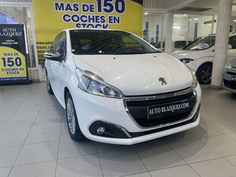Blanco Usado 2016 Peugeot 208 Style Utilitario | 10.500 € (Caro) - Imagen 1/4