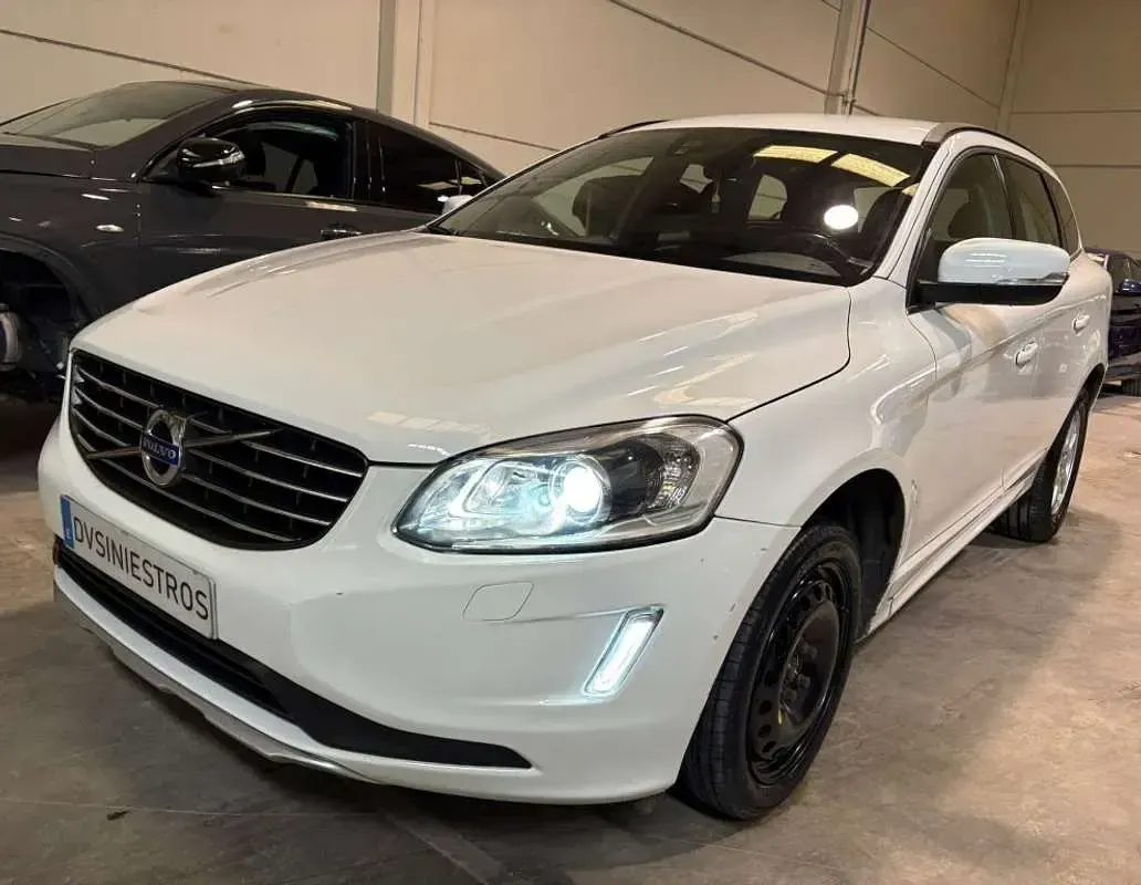 Usado Volvo XC60 181 CV (133 kW) 2015 SUV