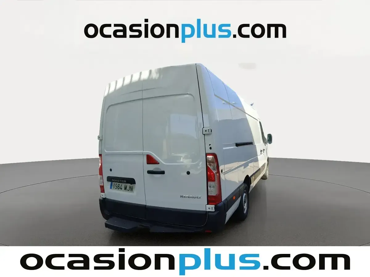 Usado Renault Master 145 CV (106 kW) 2023 Blanco Monovolumen