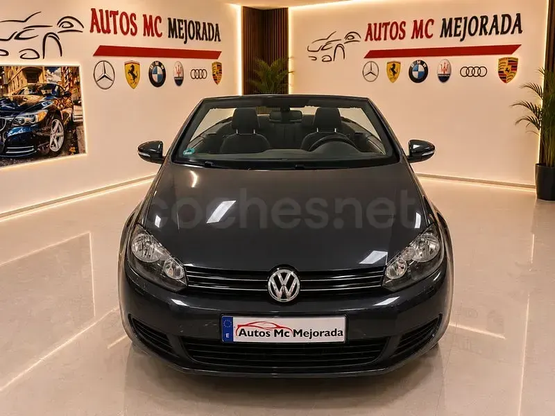 Usado VW Golf Cabriolet 105 CV (77 kW) 2013 Gris / plata Descapotable