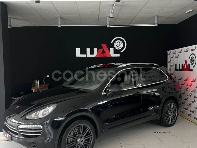 Negro Usado 2010 Porsche Cayenne SUV | 25.900 € (Caro) - Imagen 1/4