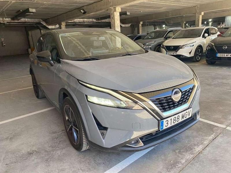 Usado Nissan Qashqai N-Connecta 190 CV (139 kW) 2023 Gris SUV