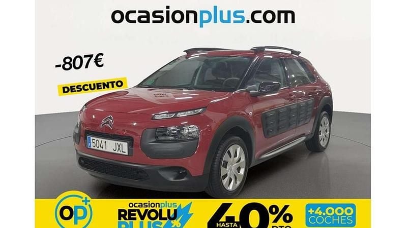 Usado Citroën C4 Cactus Feel 110 CV (80 kW) 2017 Rojo Utilitario
