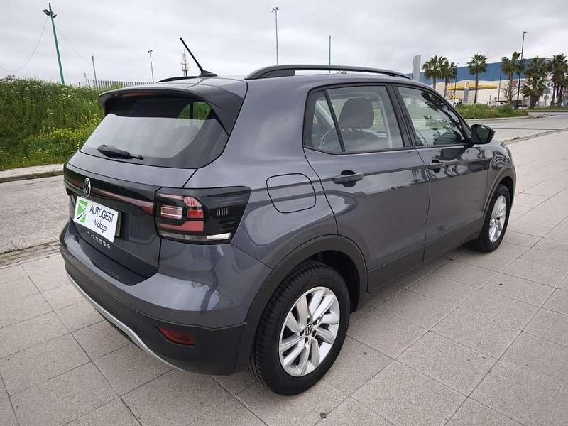 Usado VW T-Cross Advance 95 CV (69 kW) 2022 Gris SUV