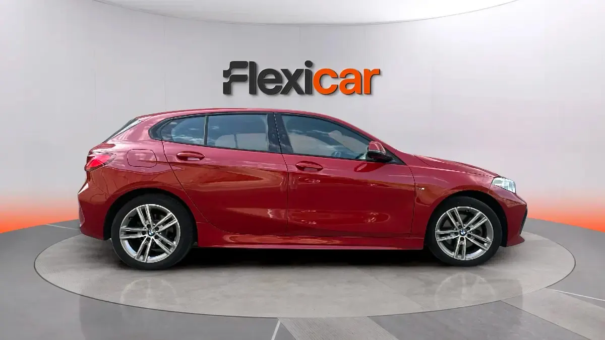 Usado BMW 116 116 CV (85 kW) 2024 Rojo Utilitario