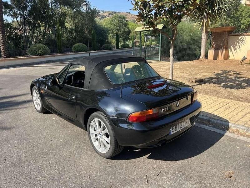 Usado BMW Z3 140 CV (102 kW) 1997 Negro Descapotable
