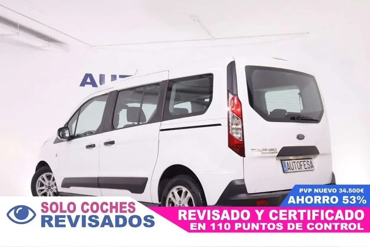 Usado Ford Tourneo Trend 101 CV (74 kW) 2019 Blanco Familiar