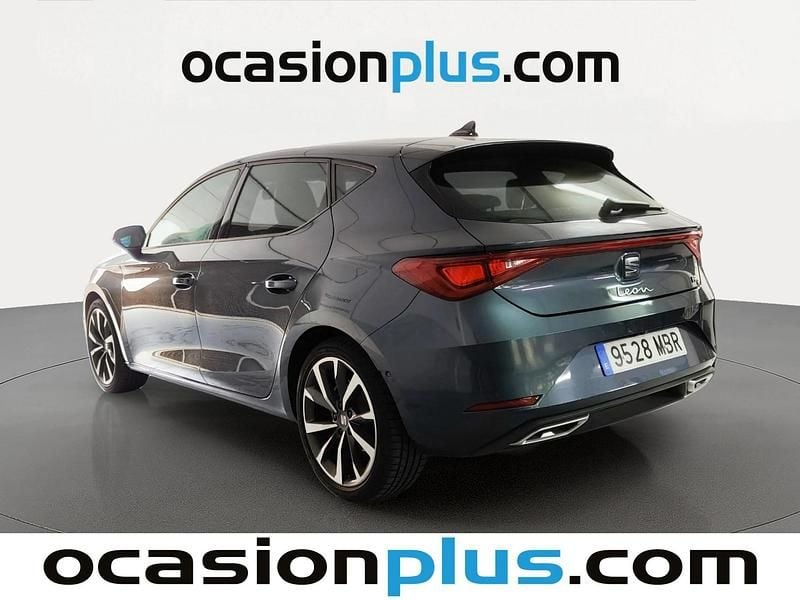 Usado Seat Leon FR 150 CV (110 kW) 2022 Gris Utilitario