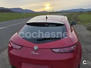 Usado Alfa Romeo Brera 185 CV (136 kW) 2006 Rojo Coupe