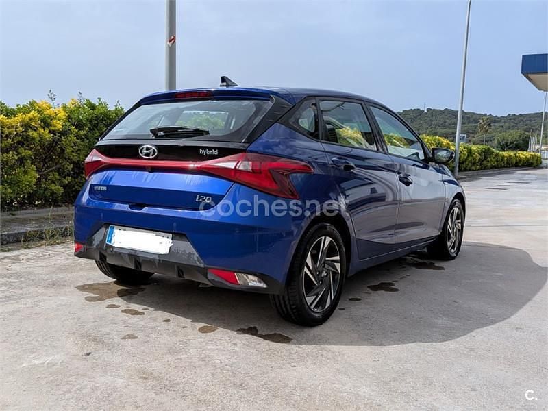 Usado Hyundai i20 100 CV (73 kW) 2022 Azul Utilitario