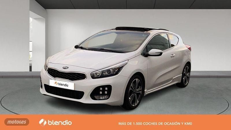 Blanco Usado 2015 Kia Ceed GT GT-Line Familiar | 15.990 € (Un poco caro) - Imagen 1/4