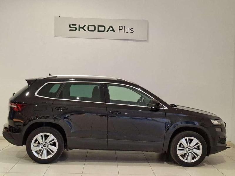 Usado Skoda Karoq Selection 150 CV (110 kW) 2025 Negro SUV