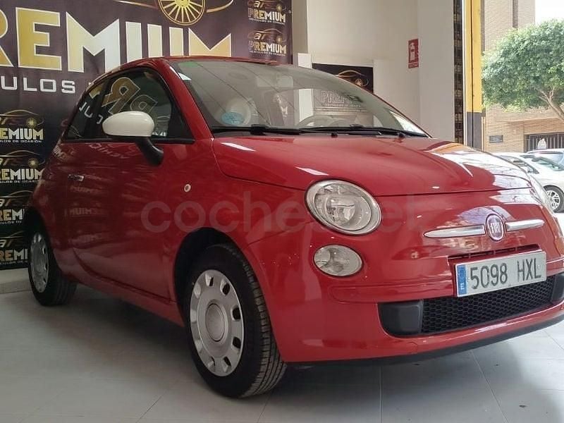 Usado Fiat 500 69 CV (50 kW) 2014 Rojo Berlina
