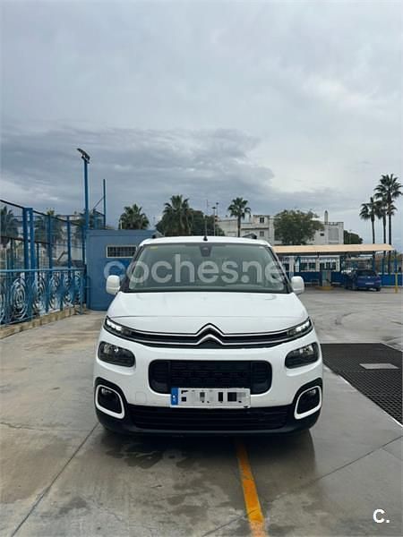 Usado Citroën Berlingo Feel 102 CV (75 kW) 2019 Blanco Monovolumen