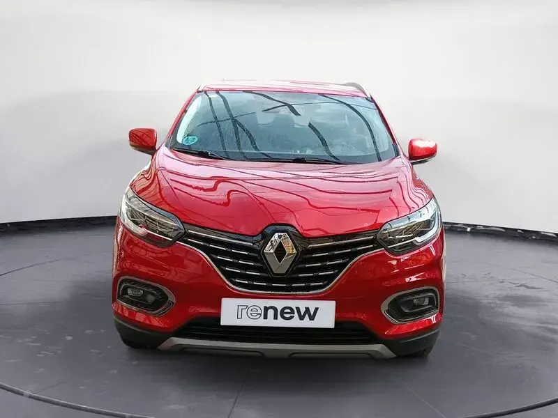 Usado Renault Kadjar Zen 115 CV (84 kW) 2020 Rojo SUV