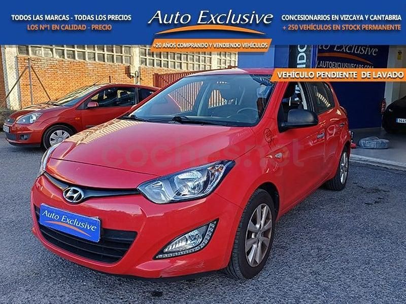 Rojo Usado 2013 Hyundai i20 Berlina | 6490 € (Precio justo) - Imagen 1/4