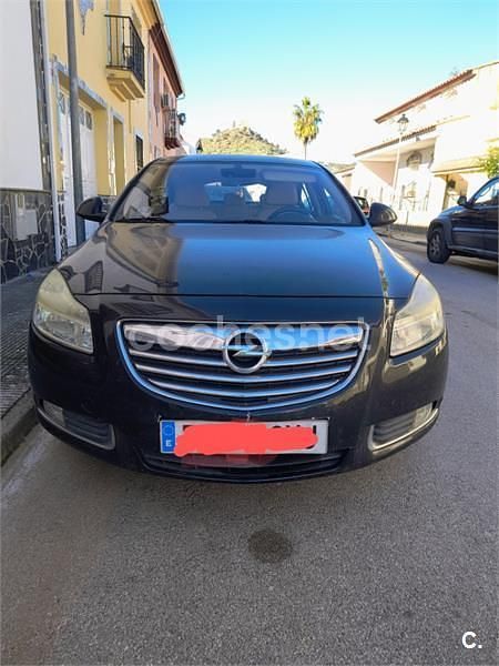 Usado Opel Insignia Essentia 110 CV (80 kW) 2010 Negro Berlina