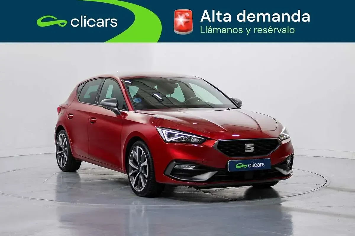 Usado Seat Leon FR 150 CV (110 kW) 2020 Rojo Utilitario
