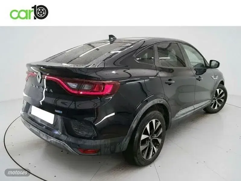 Usado Renault Arkana Business 145 CV (106 kW) 2022 Negro SUV