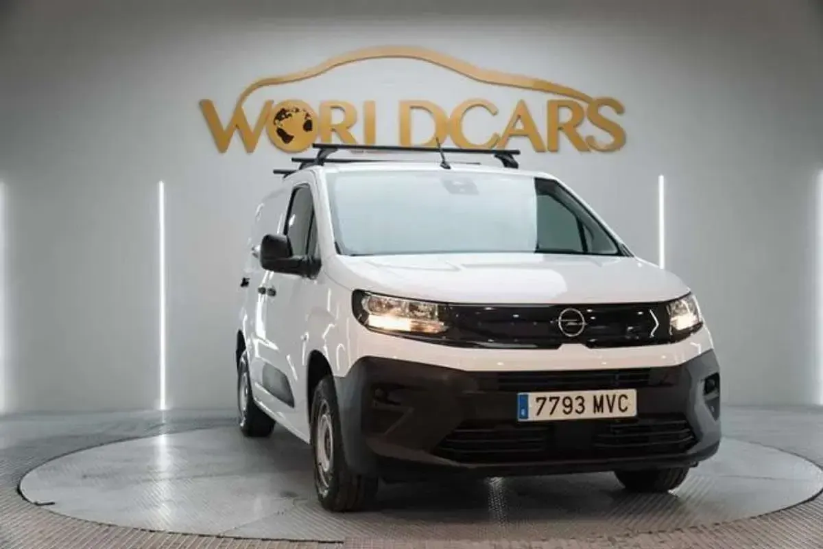 Usado Opel Combo S 102 CV (75 kW) 2024 Blanco Monovolumen