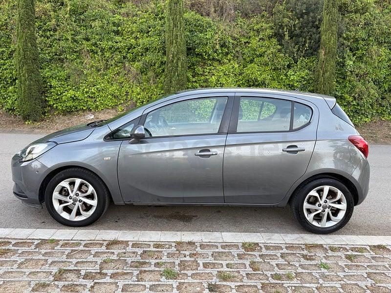 Usado Opel Corsa Selective 90 CV (66 kW) 2015 Gris / plata Utilitario