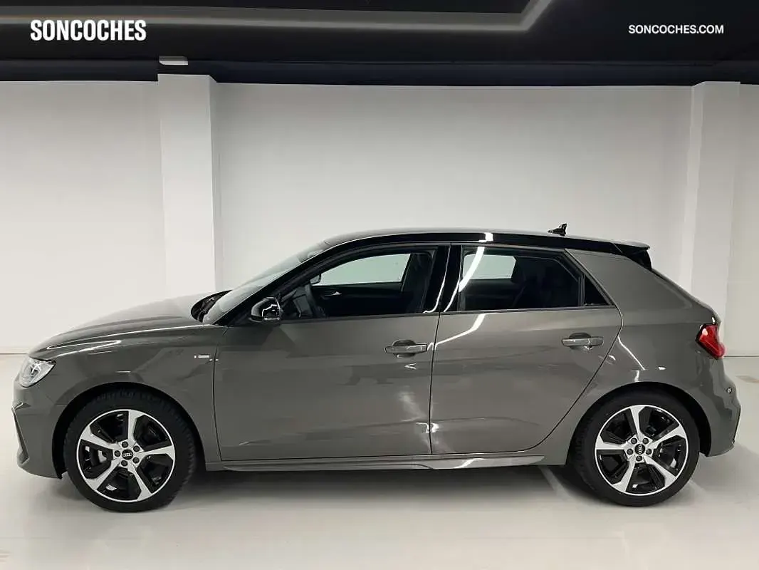 Nuevo Audi A1 Sportback S-Line 116 CV (85 kW) 2026 Gris Utilitario