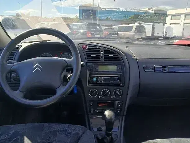 Usado Citroën Xsara Exclusive 110 CV (80 kW) 2003 Gris Utilitario