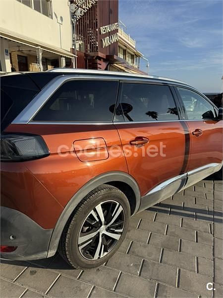 Usado Peugeot 5008 GT 180 CV (132 kW) 2022 Marrón SUV