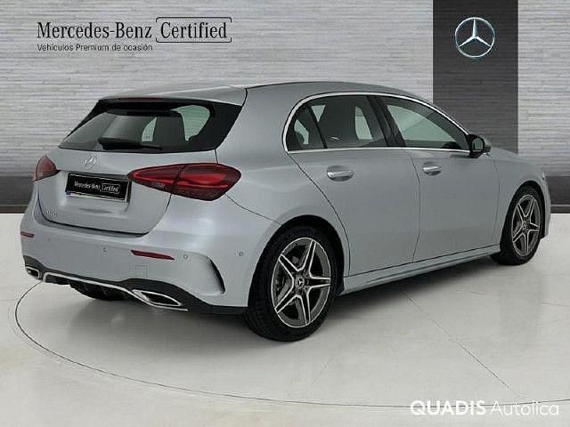 Usado Mercedes A180 AMG line 136 CV (100 kW) 2026 Plata hightech