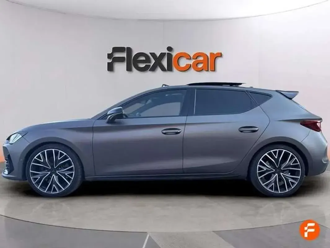 Usado Cupra Leon VZ 300 CV (220 kW) 2023 Marrón Utilitario