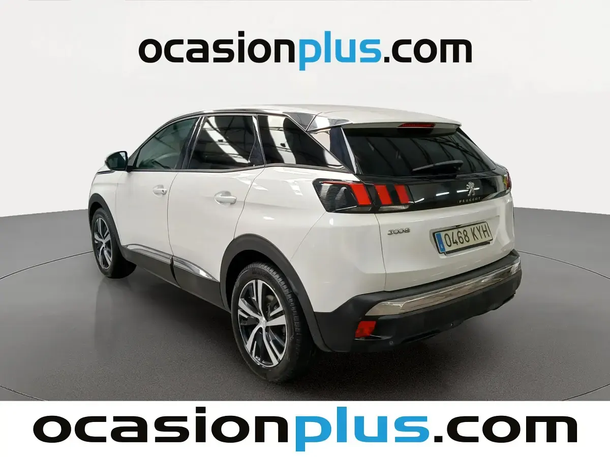 Usado Peugeot 3008 Allure 131 CV (96 kW) 2019 Blanco SUV