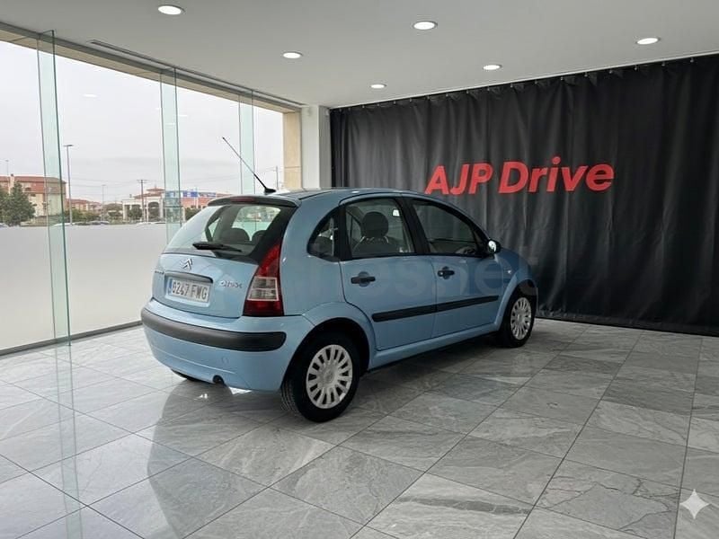 Usado Citroën C3 61 CV (44 kW) 2007 Azul Berlina